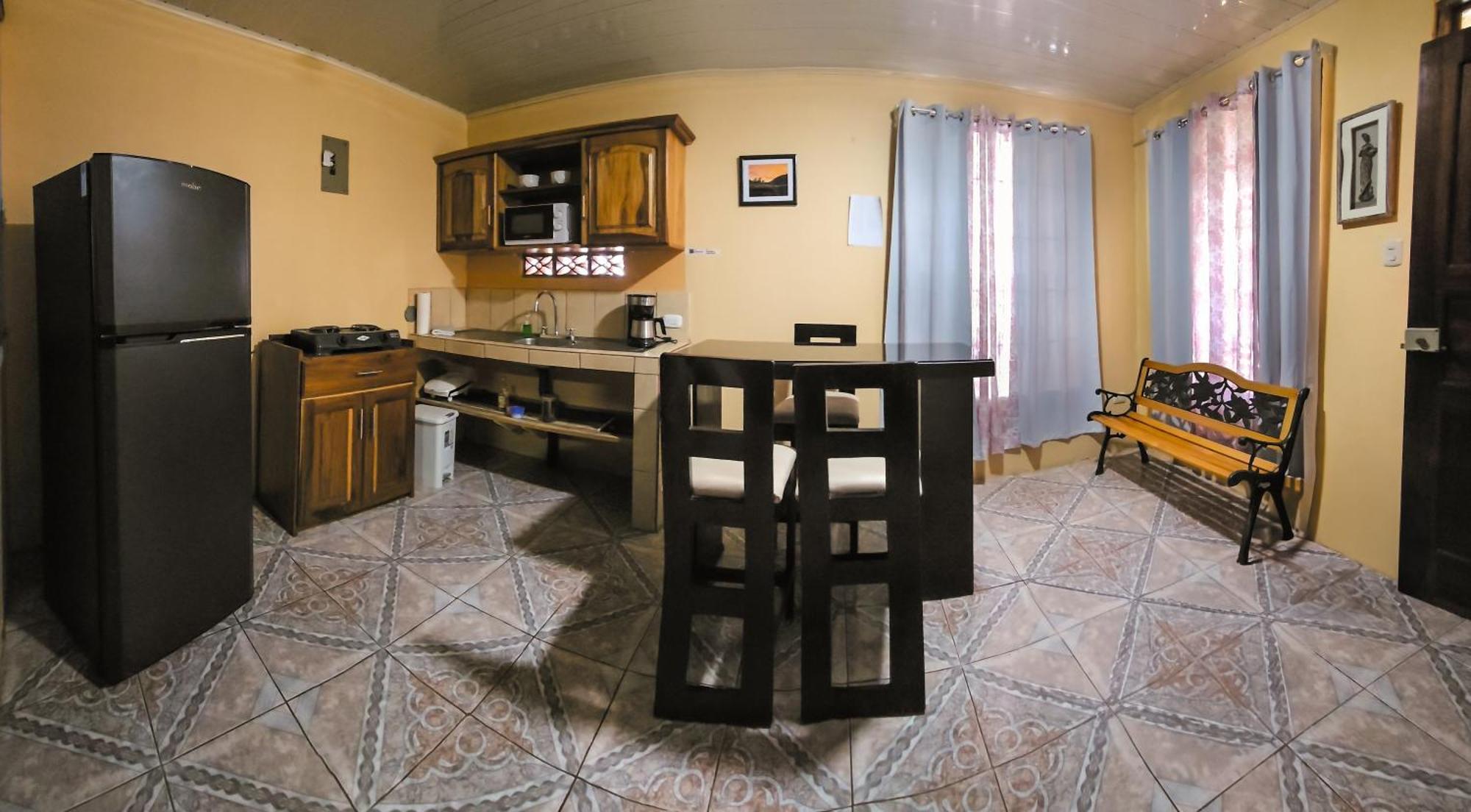 Apartamento Daly #1 Guápiles Extérieur photo